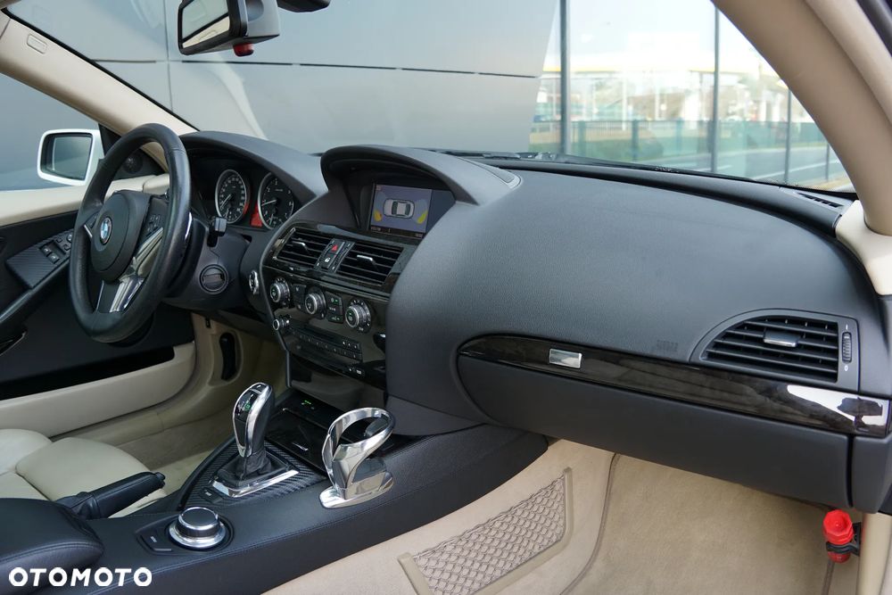 BMW Seria 6 650 i - 30