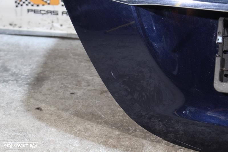 Tampa Da Mala Mercedes-Benz E-Class (W213)  Mala Mercedes W213 Sedan - 2