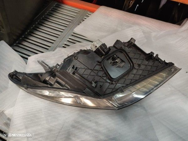 Farol Frente Esquerdo / Otica Esquerda Renault Megane Iii Grandtour (K - 8