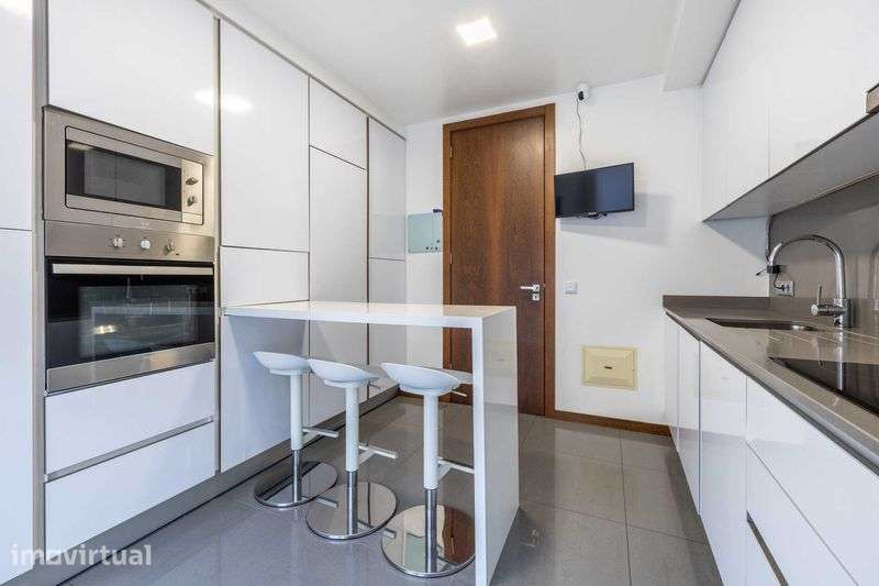 Apartamento T3 com Vista Mar - Nazaré - Grande imagem: 5/12