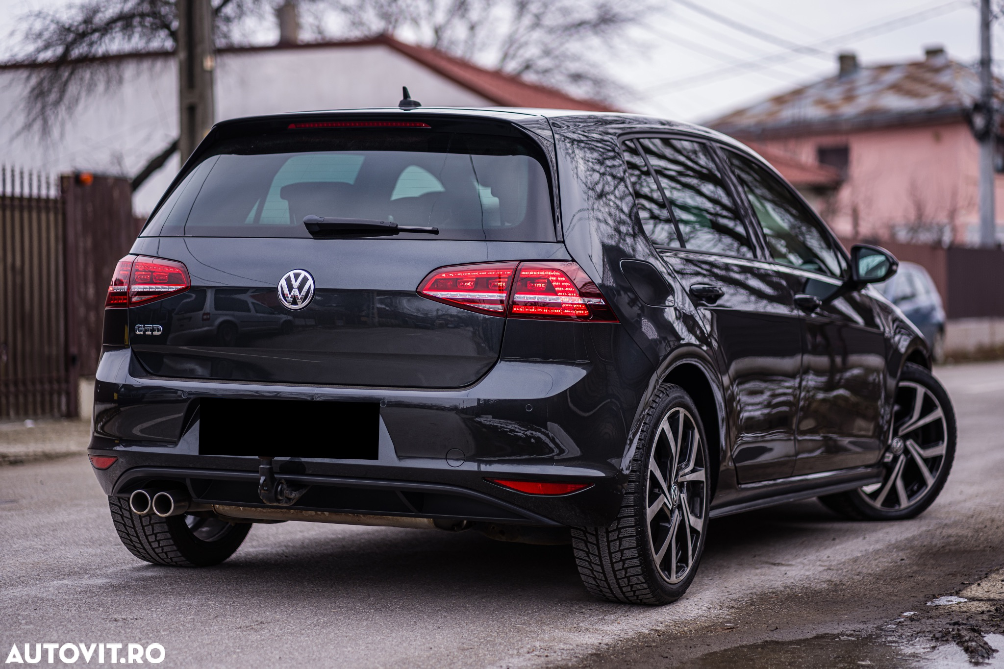 Volkswagen Golf 2.0 TDI GTD - 3