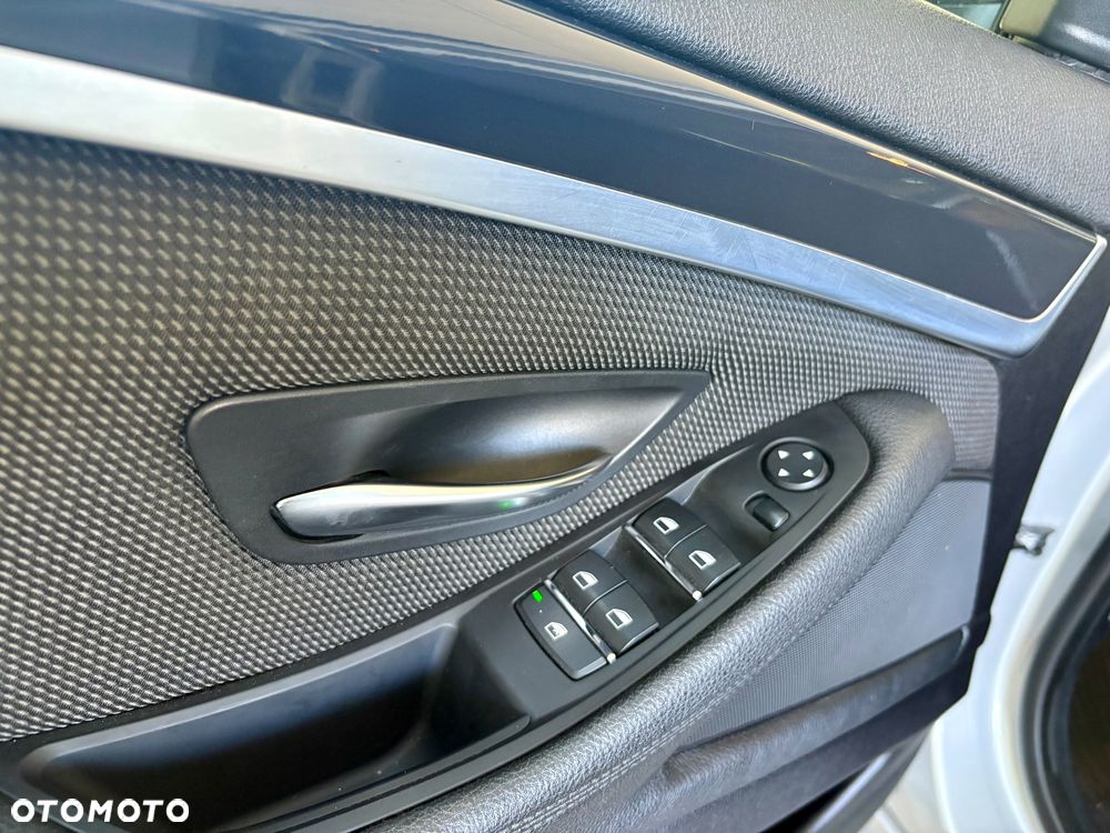 BMW Seria 5 - 23