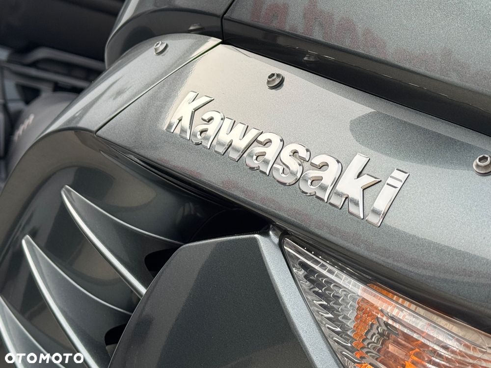Kawasaki GTR - 11