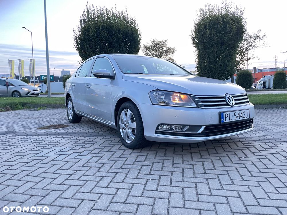 Volkswagen Passat - 3