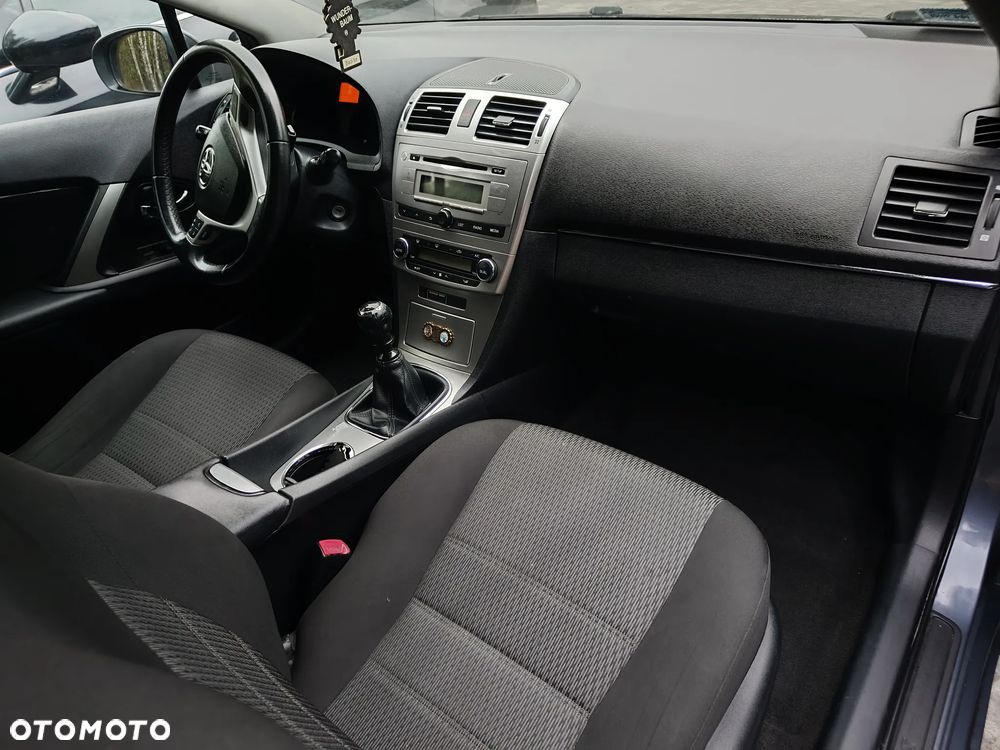 Toyota Avensis 2.0 D-4D Sol - 14
