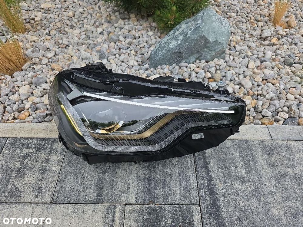 BMW 2 G42 GRAND COUPE Lampa prawa przód Full Led Adaptive 5A320F4-08 Złota - 2