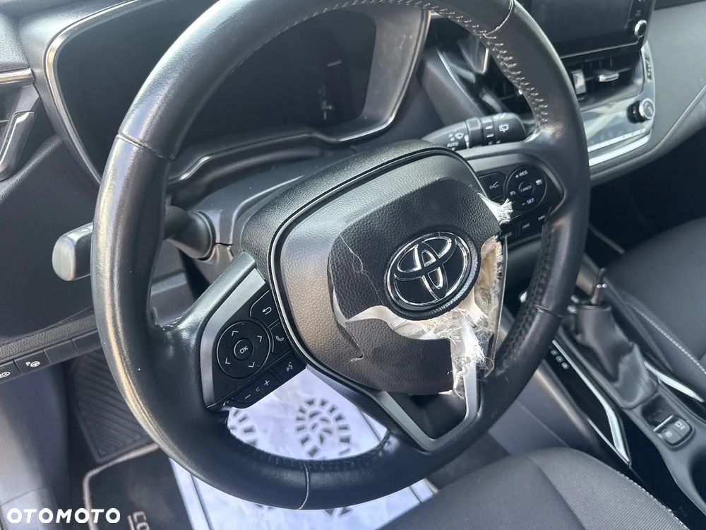Toyota Corolla - 10