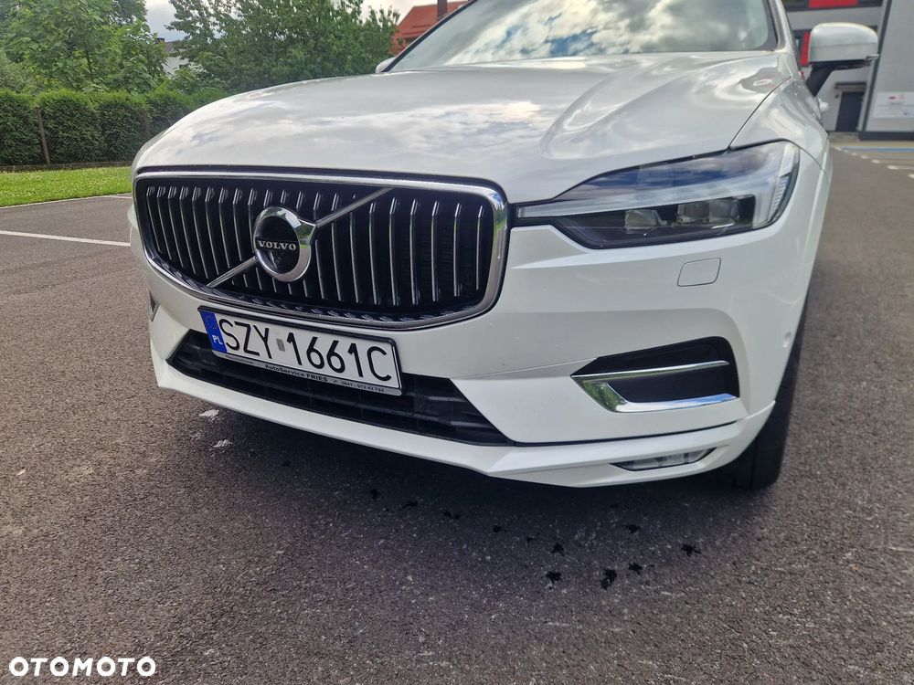 Volvo XC 60 B5 D AWD Geartronic Momentum - 2