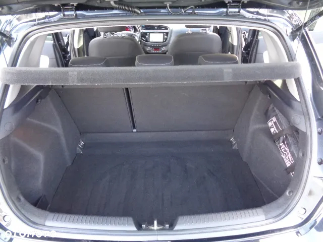 Kia Ceed 1.6 GDI ISG Dream-Team Edition - 14