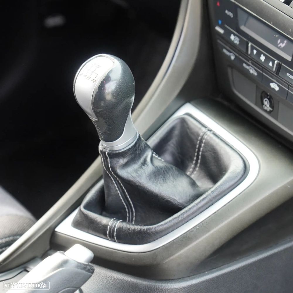 Honda Civic Tourer 1.6 i-DTEC Comfort - 20