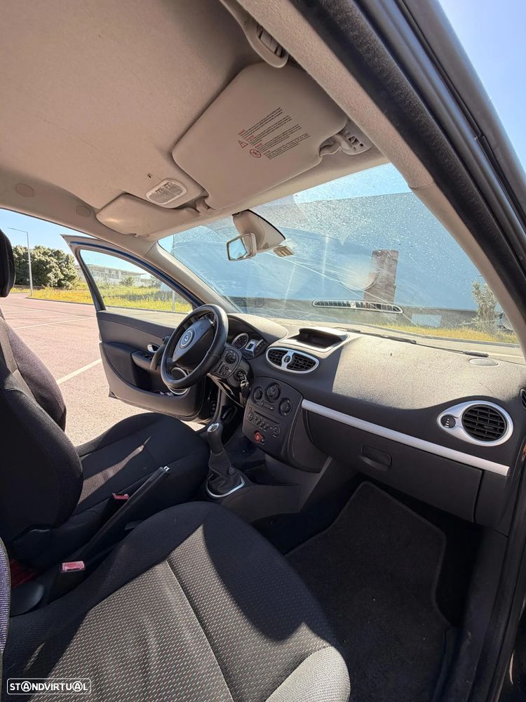 Renault Clio Sport Tourer - 3