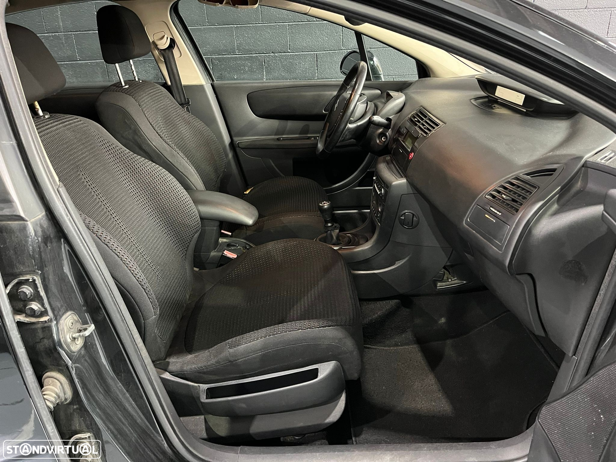 Citroën C4 1.6 HDi 110 VTR Pack - 10