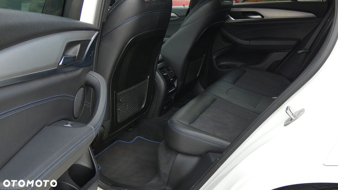 BMW X3 xDrive25d M Sport - 8