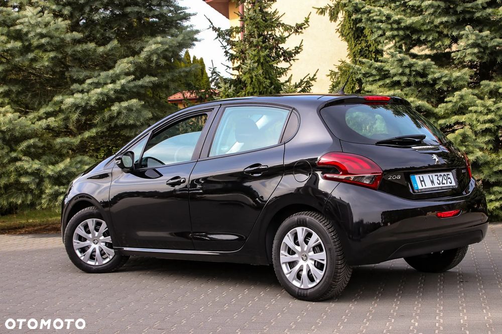 Peugeot 208 - 6