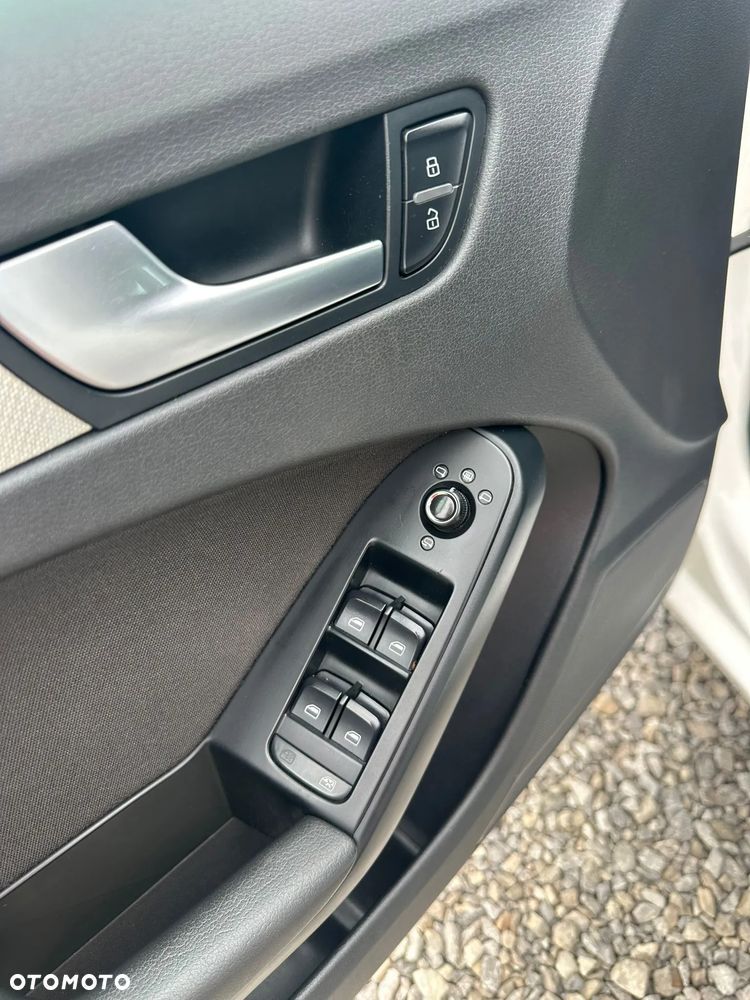 Audi A4 Avant 2.0 TDI - 10