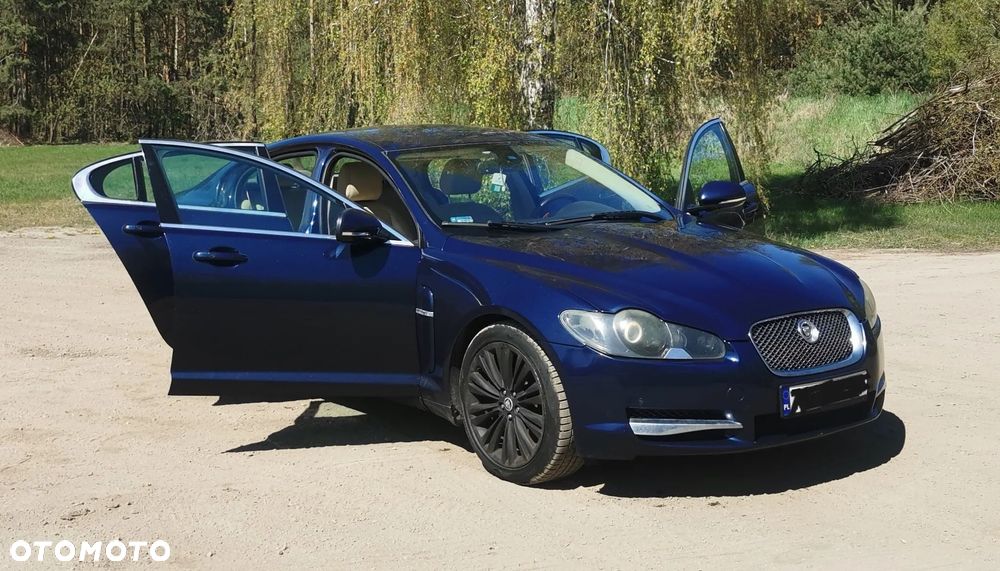 Jaguar XF 3.0 V6 D Luxury - 1
