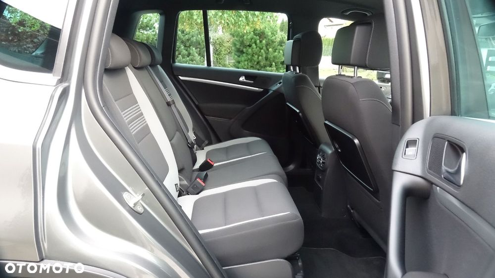 Volkswagen Tiguan - 29