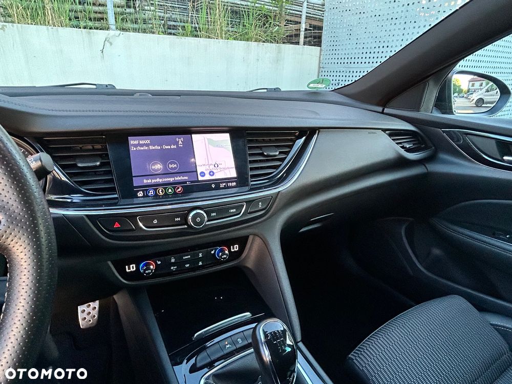Opel Insignia - 40