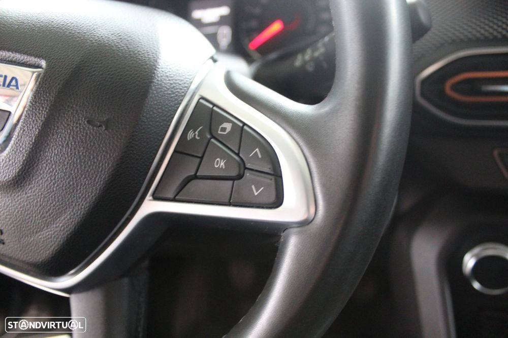 Dacia Sandero - 7