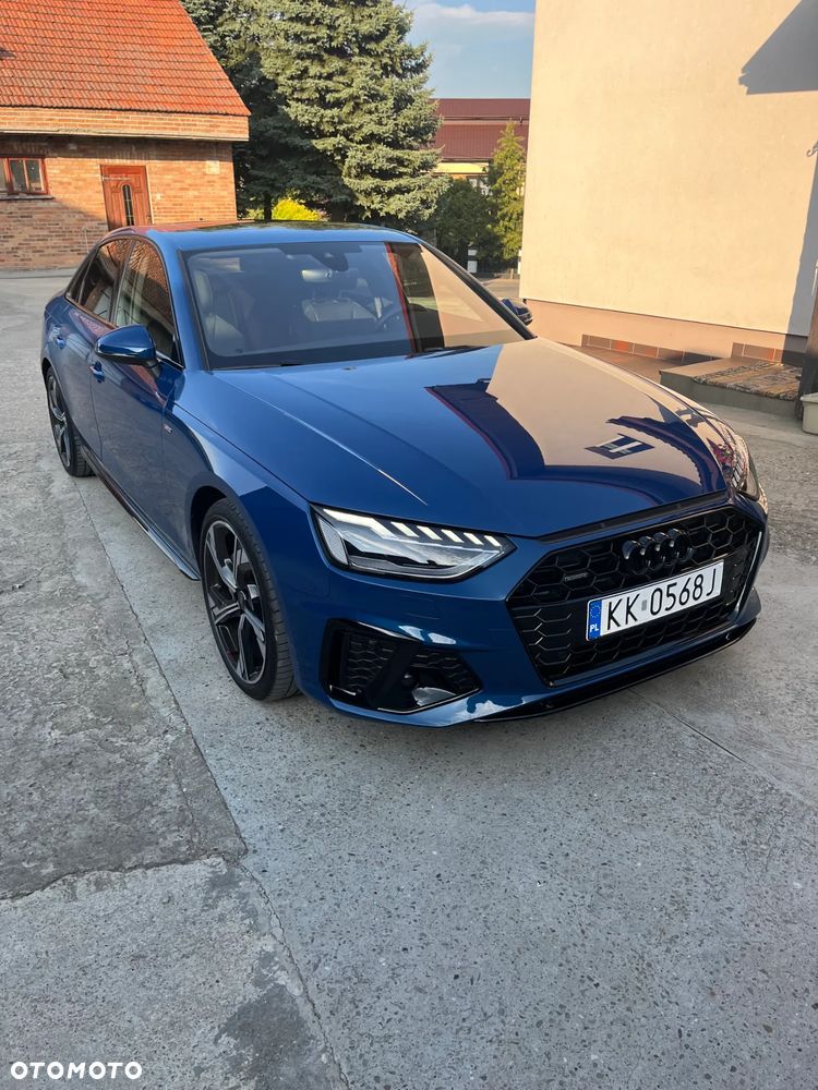 Audi A4 Limousine - 3