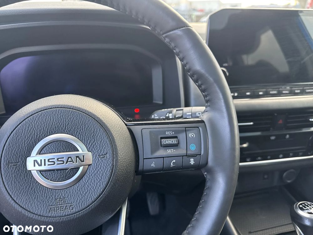 Nissan Qashqai 1.3 DIG-T N-Connecta EU6d - 12