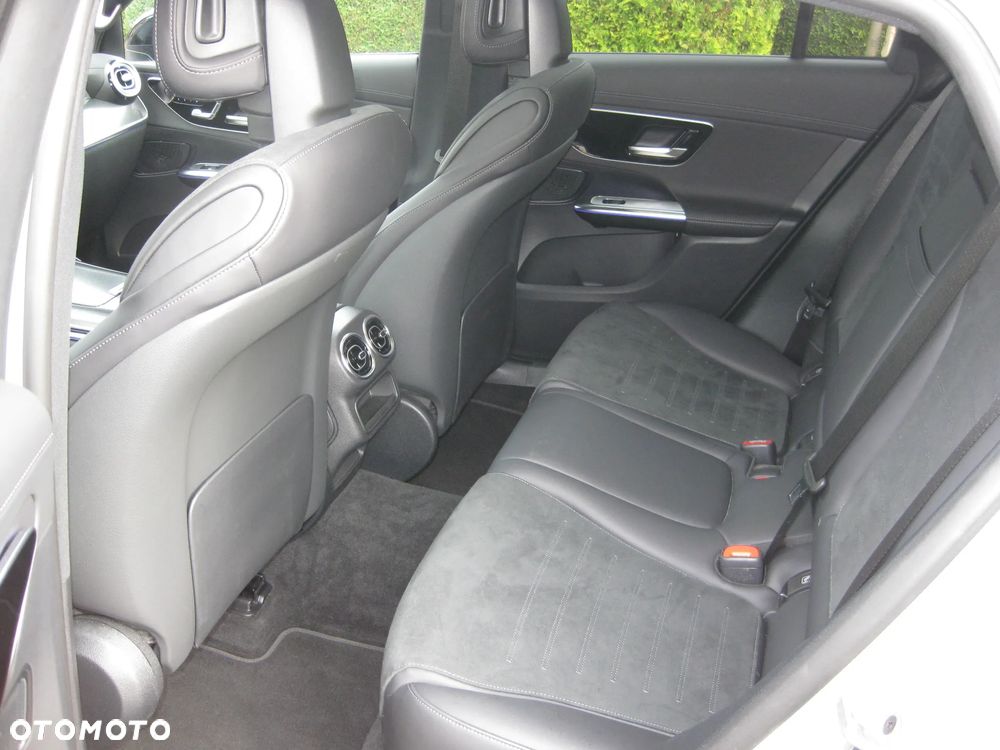Mercedes-Benz GLC 300 4Matic 9G-TRONIC Edition AMG Line - 15