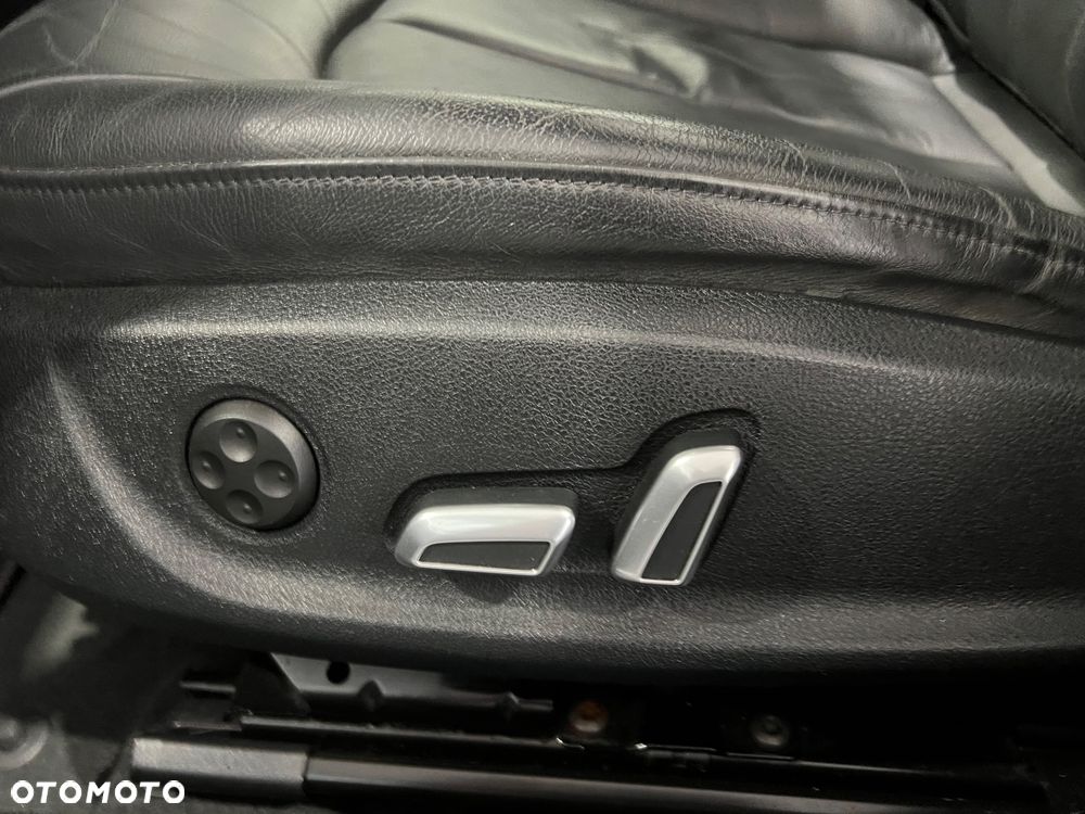 Audi A6 Avant - 16
