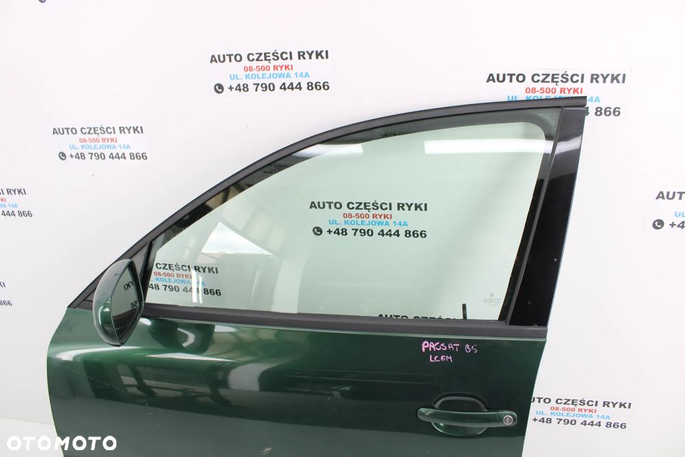 VW Passat B5  Drzwi Lewy Przód LC6M Lusterko - 2