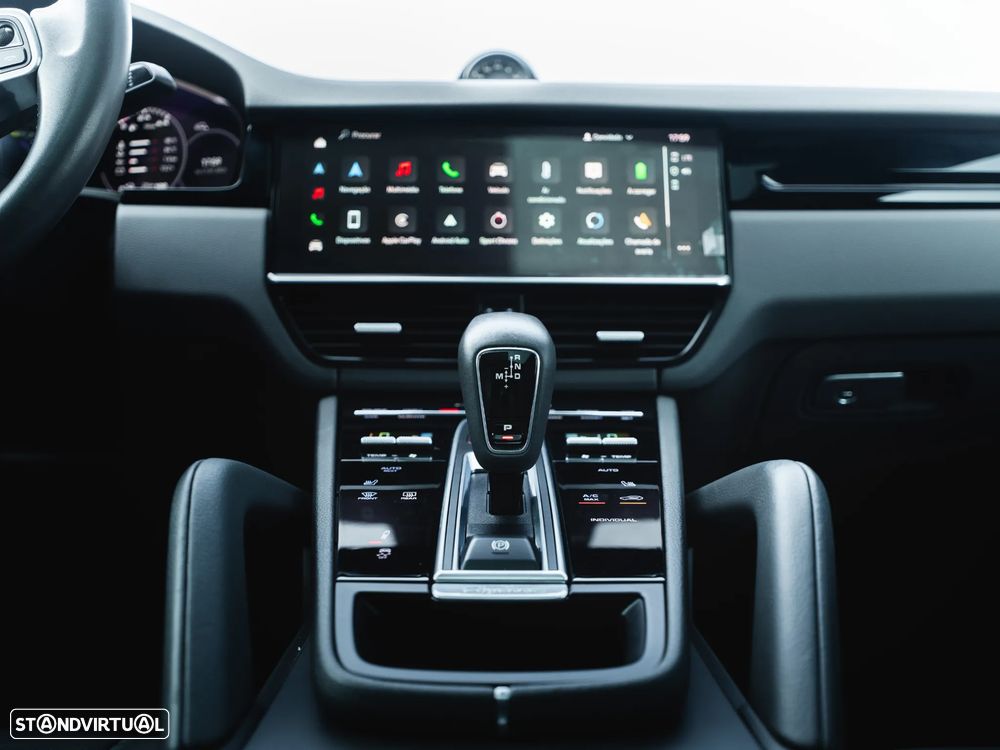 Porsche Cayenne Coupé E-Hybrid - 20