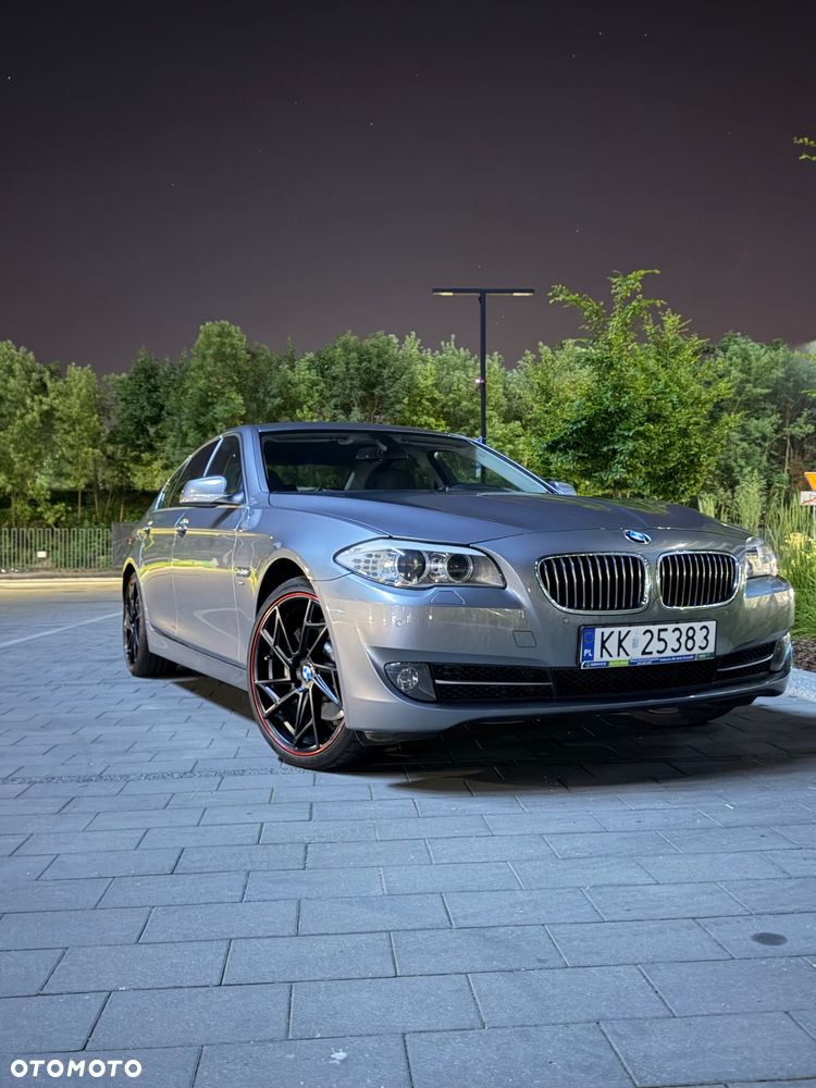BMW Seria 5 525d xDrive Sport-Aut - 1