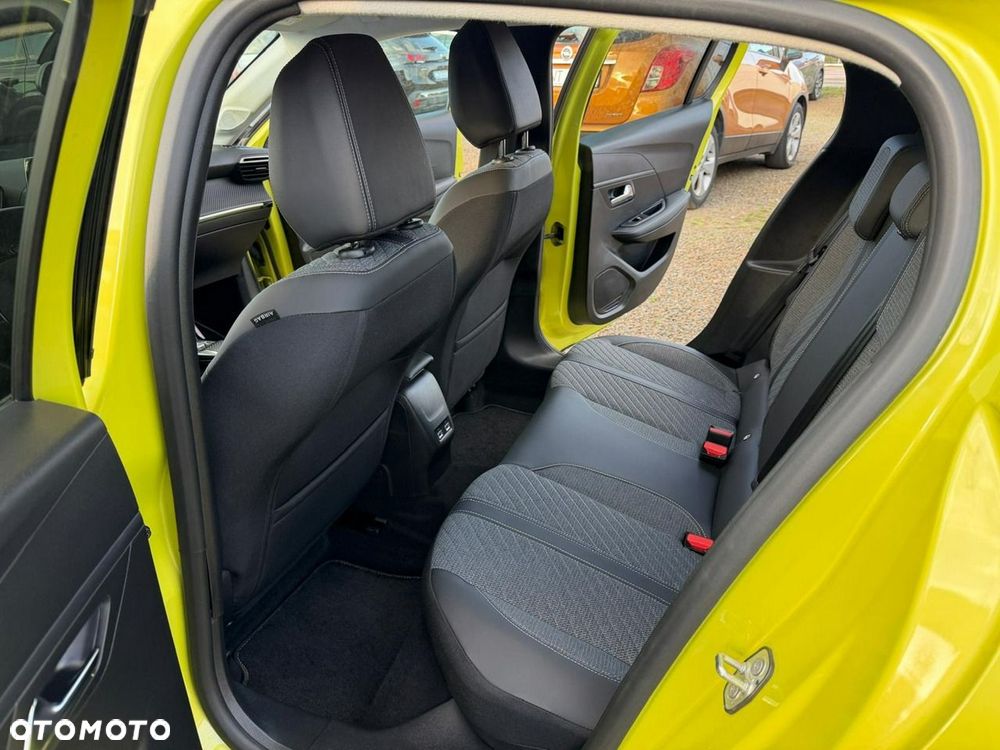 Peugeot 208 50kWh Active - 17