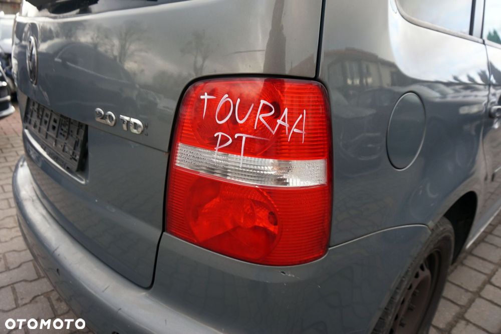 LAMPA TYLNA PRAWA TOURAN I 1T  VOLKSWAGEN 2003-2006 - 1