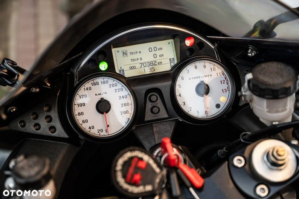 Kawasaki ZZR - 9