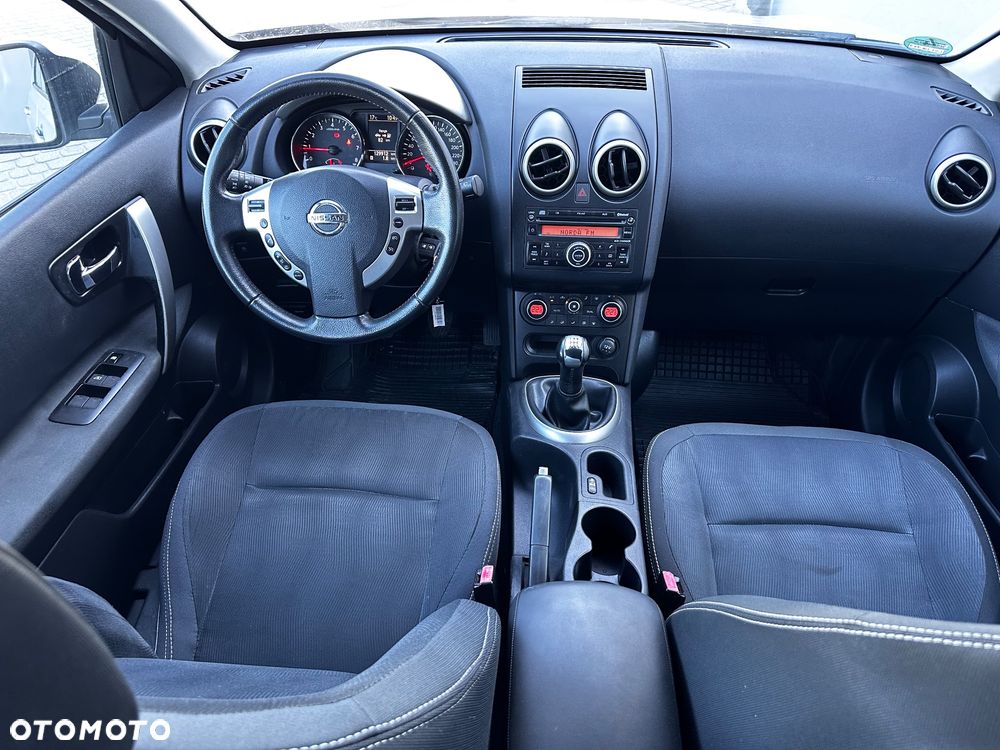Nissan Qashqai 1.6 acenta - 17