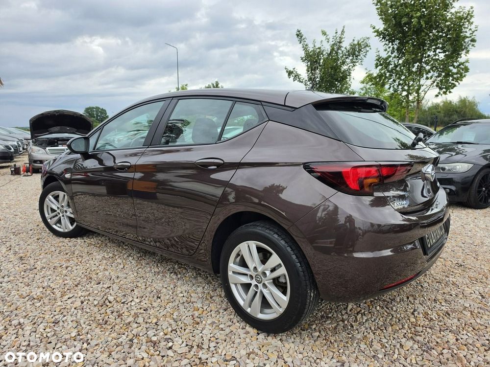 Opel Astra - 26