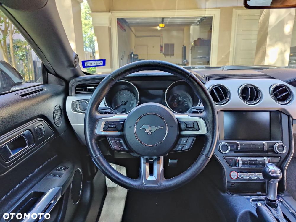 Ford Mustang 5.0 Ti-VCT V8 GT - 12