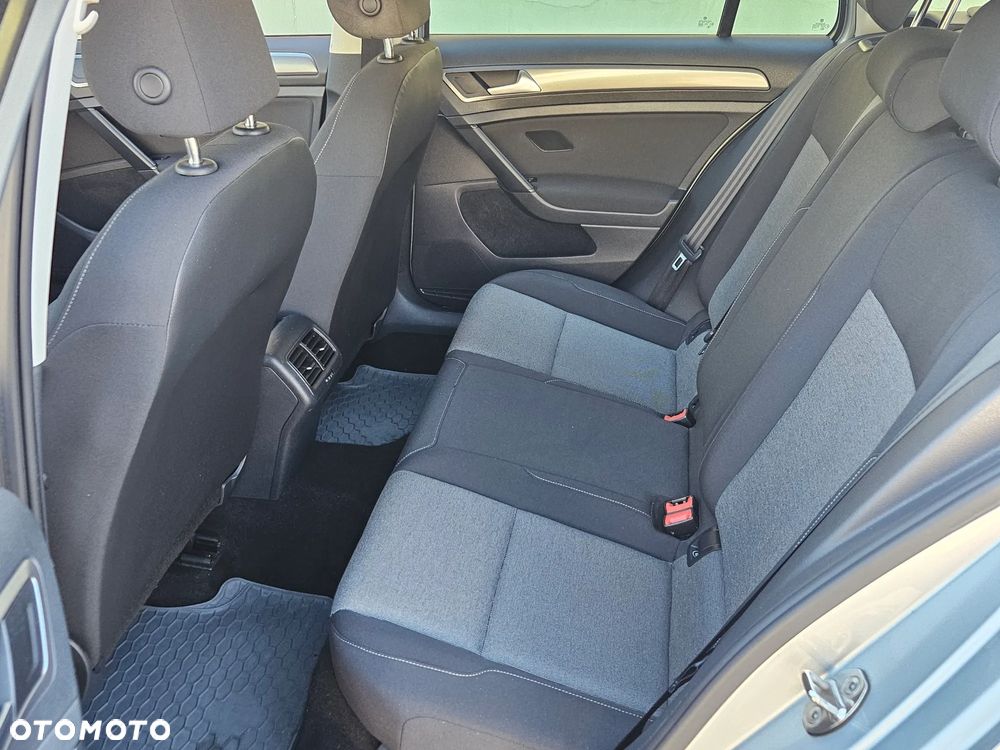 Volkswagen Golf VII 1.6 TDI BMT Comfortline DSG - 13