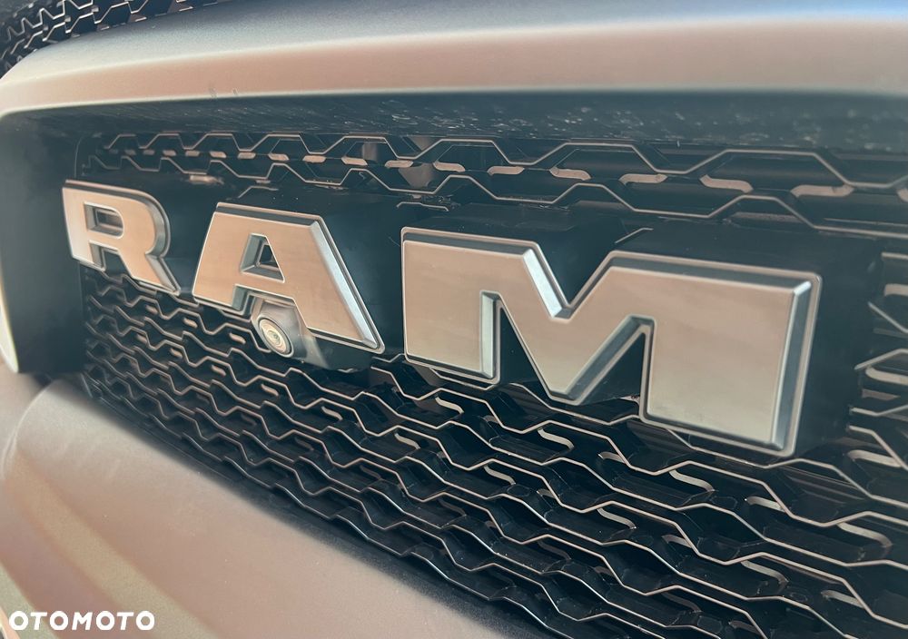 Dodge RAM - 35
