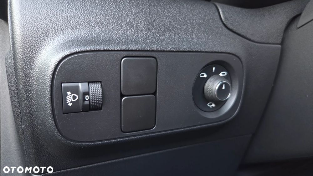 Citroën C3 1.2 PureTech Shine - 20