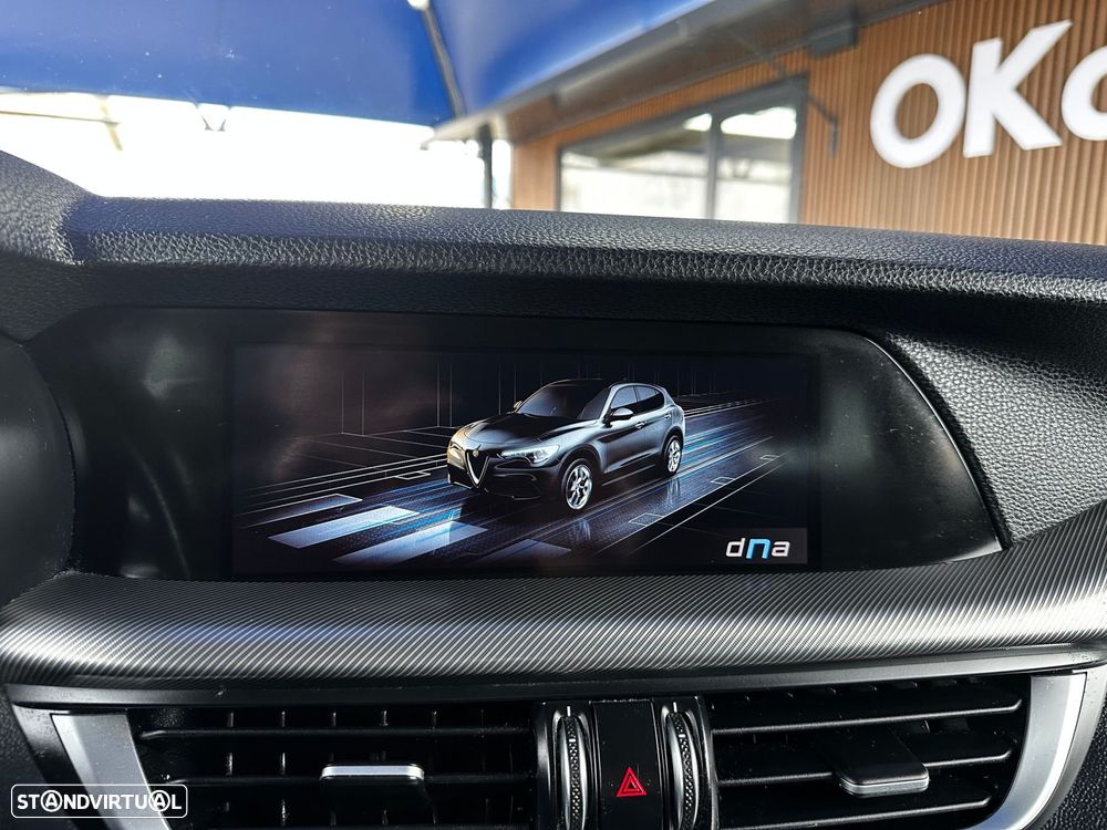 Alfa Romeo Stelvio 2.2 D Sprint AT8 - 32