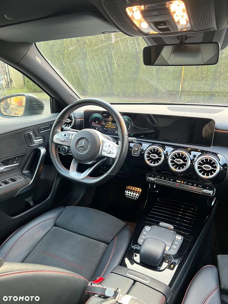 Mercedes-Benz Klasa A 200 AMG Line 7G-DCT - 12