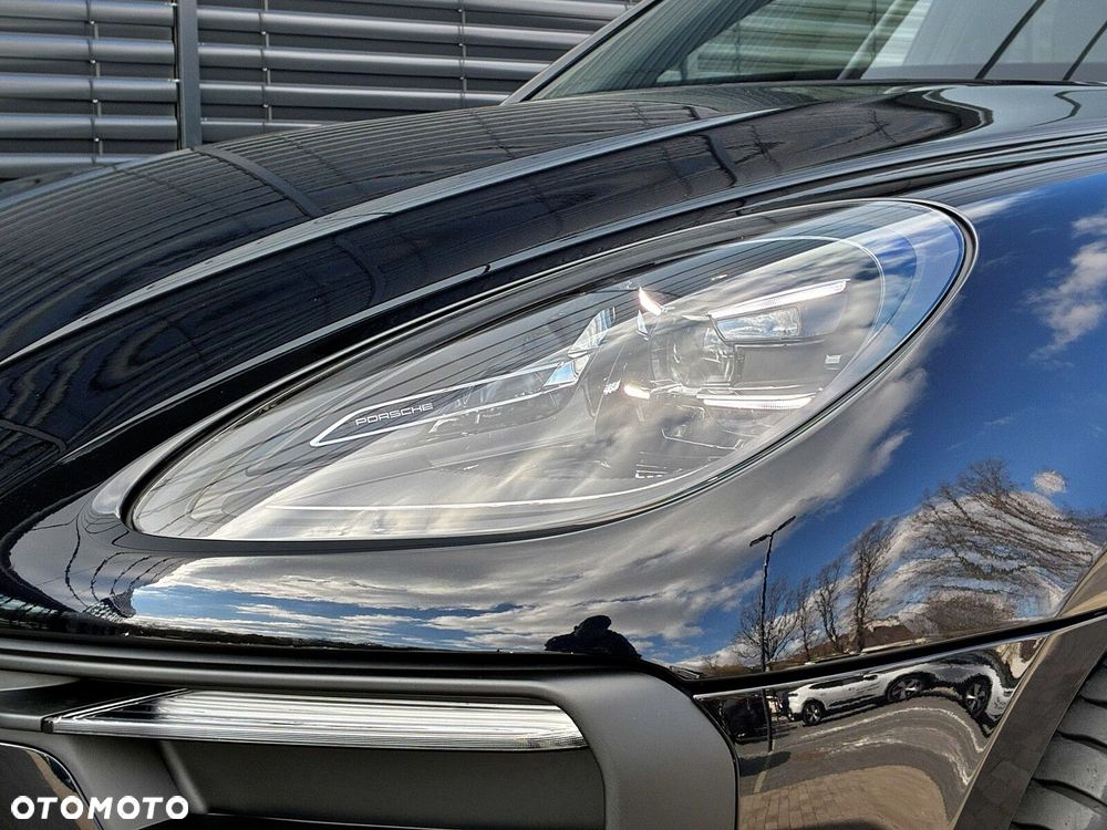 Porsche Macan - 10