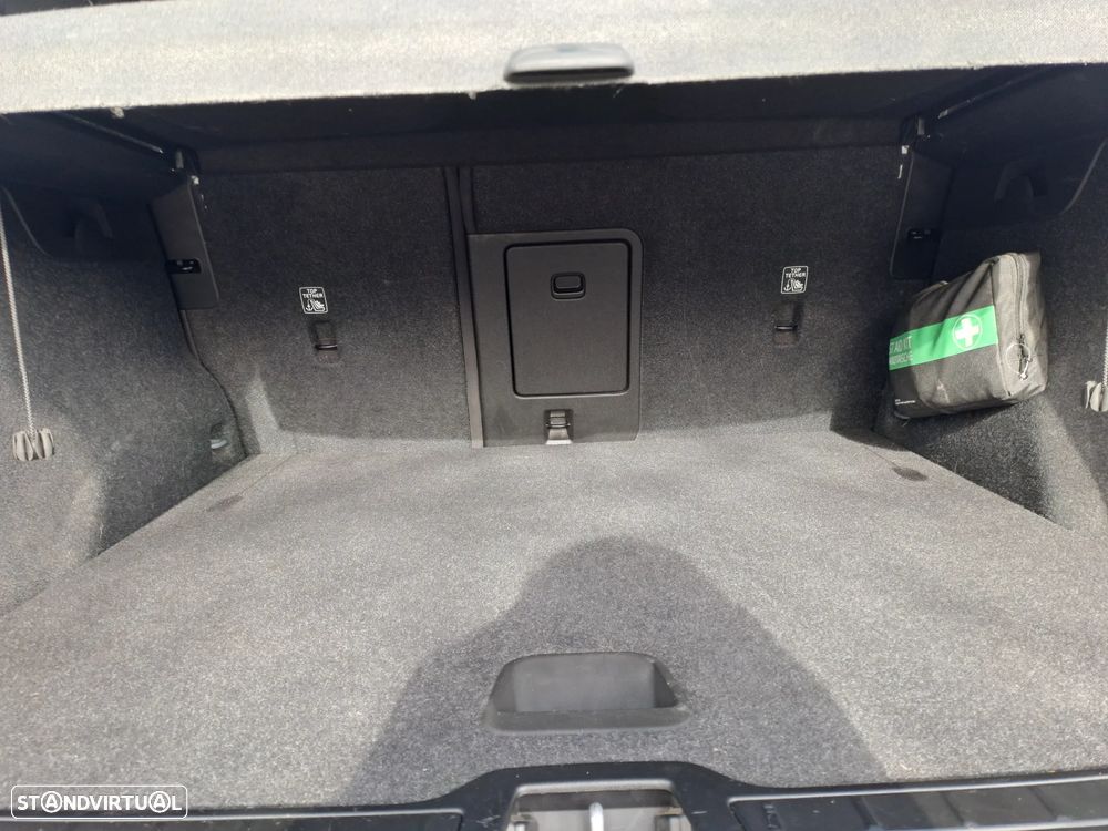 Volvo XC 40 Recharge 69 kWh Single Motor Plus - 13