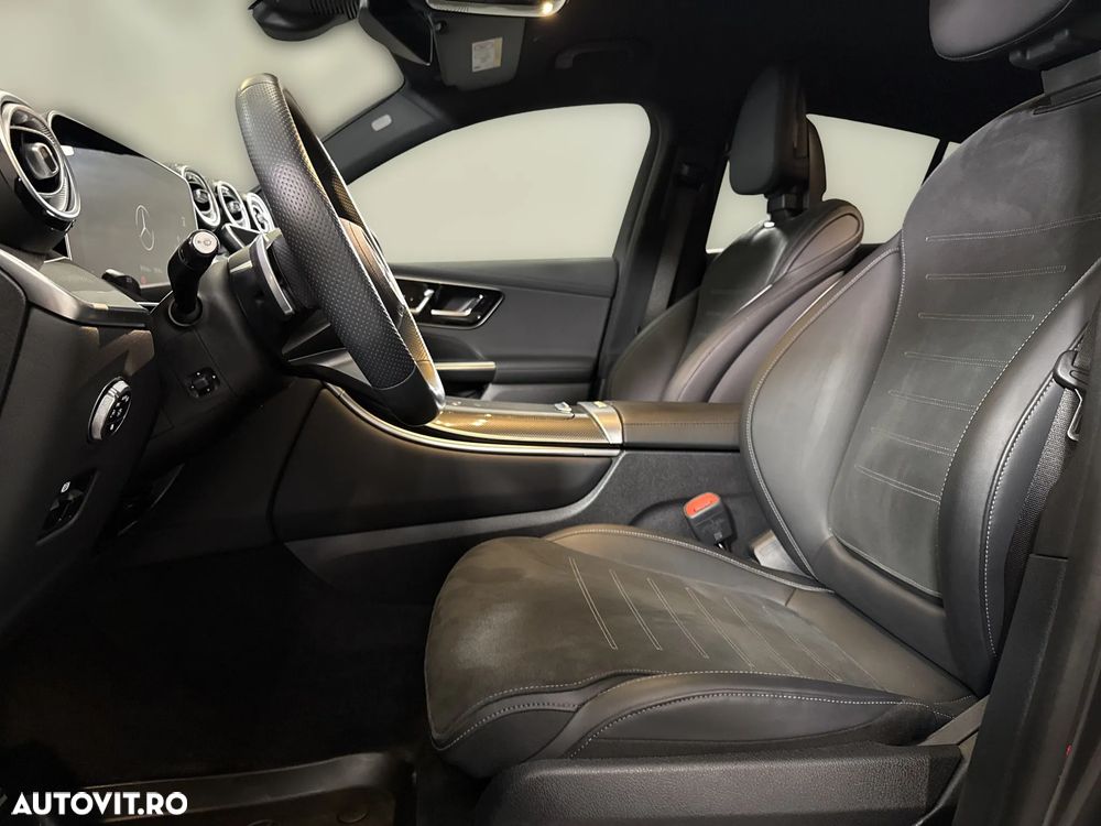 Mercedes-Benz GLC Coupe 300 4MATIC MHEV - 24