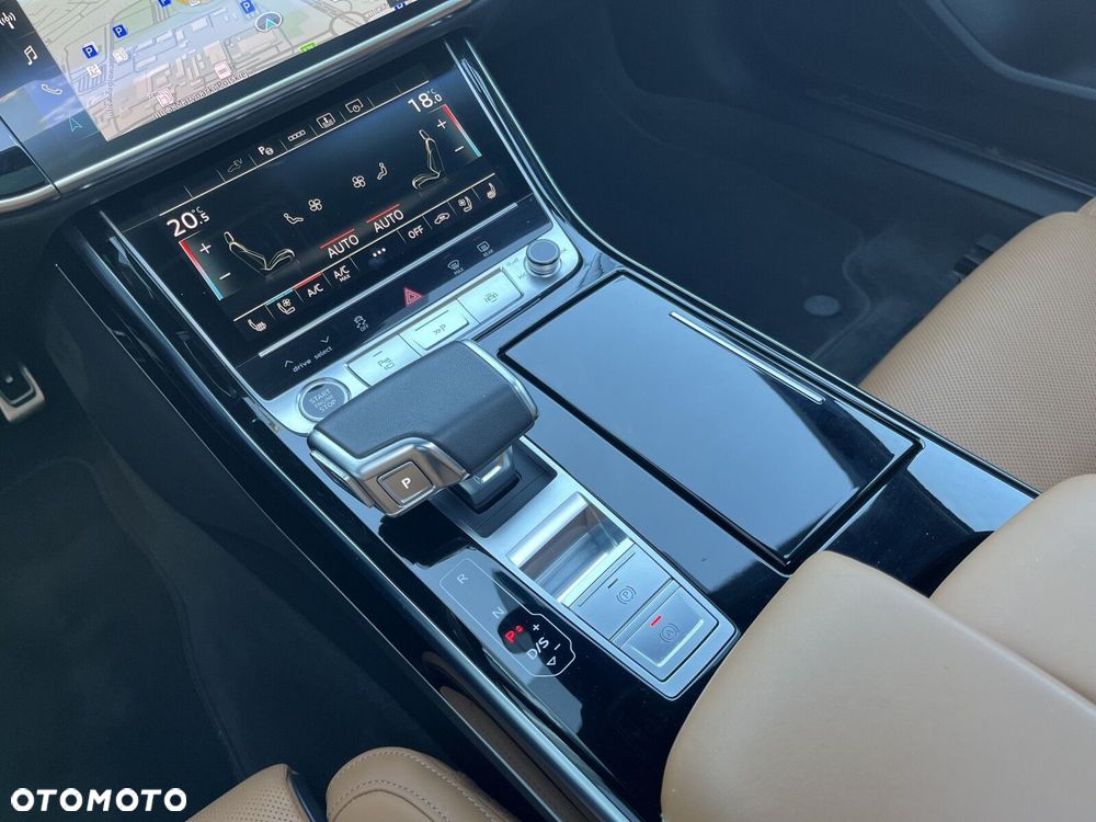 Audi A8 - 25