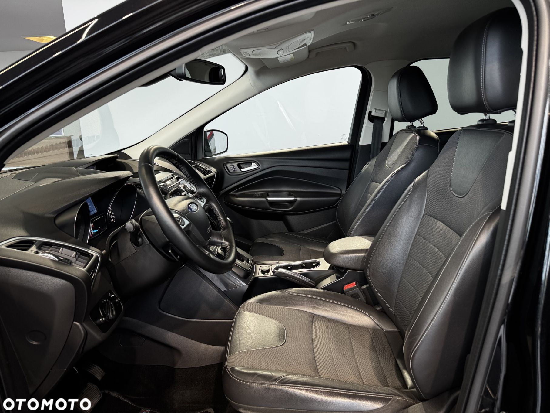 Ford Kuga - 15
