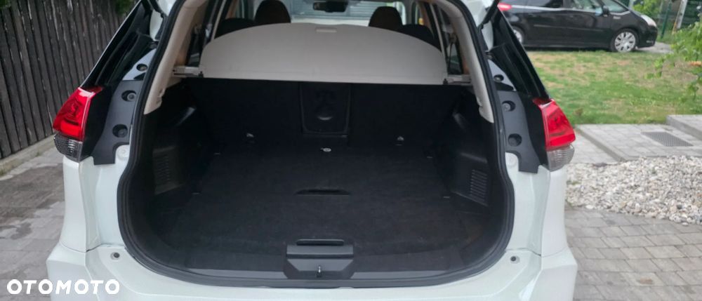 Nissan X-Trail 2.0 dCi Acenta Xtronic 4WD - 11