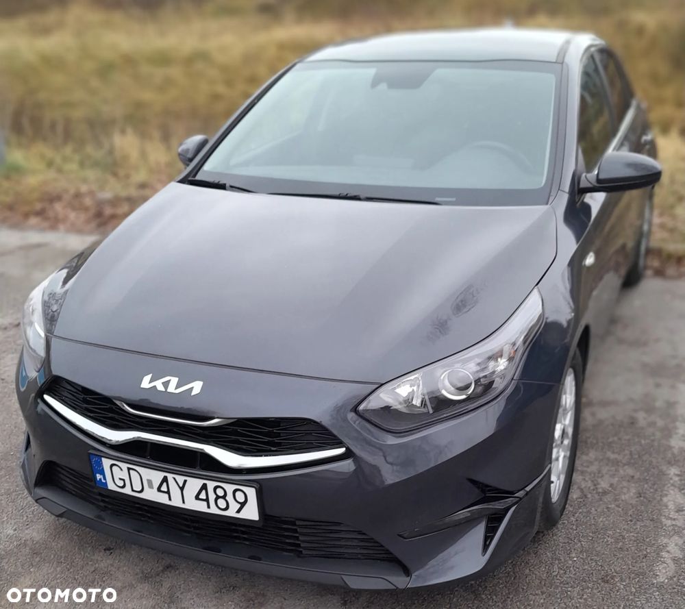 Kia Ceed 1.6 CRDi (48V Mild-Hybrid) Vision - 1