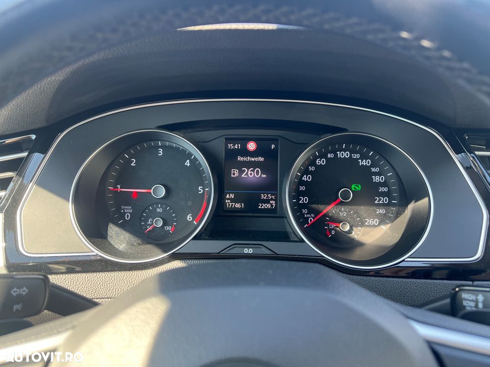 Volkswagen Passat 2.0 TDI SCR DSG Elegance - 18