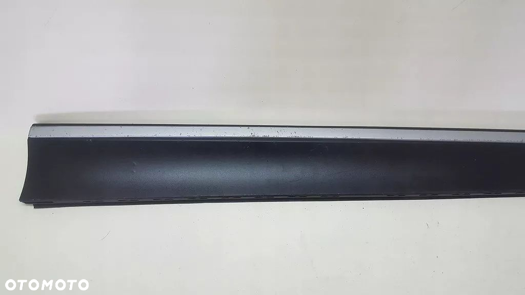 Listwa na drzwi BMW X3 F25 przednia prawa X LINE - 2